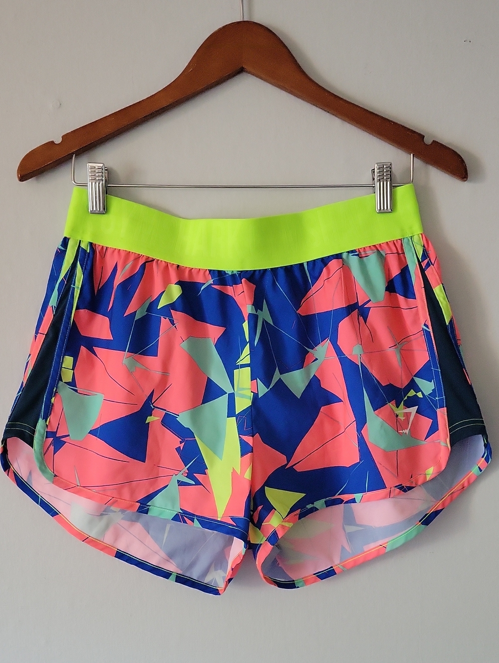 Gymshark Neon Multi-Print Women's Athletic Shorts Size Medium